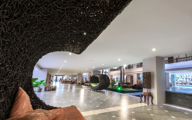 Baan Laimai Beach Resort