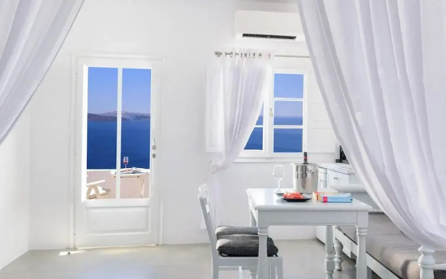 Thirea Suites & Studios - Adults Only