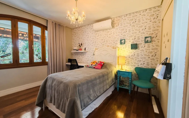 Refúgio de Alto Padrão na Granja Viana