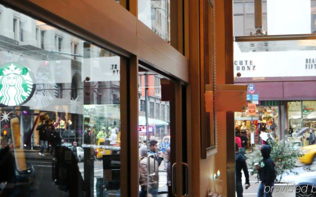 U Hotel Fifth Avenue