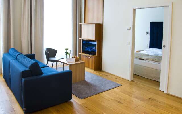 HiLight Suites Hotel