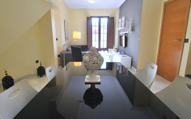 Living Sevilla Apartments