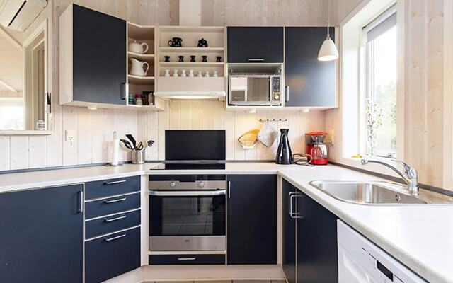 10 Person Holiday Home in Rudkobing-by Traum