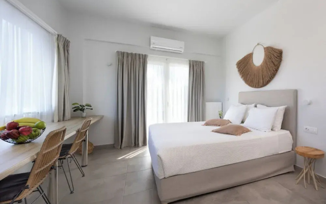 Sueno Studios and Apartments