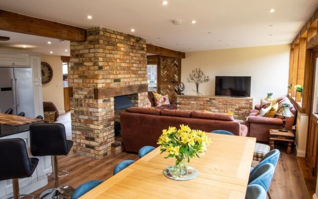 Luxury Immaculate Barn in Beautiful Rural Location