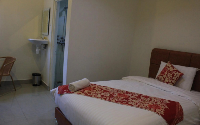 Airy Mapanget AA Maramis Manado
