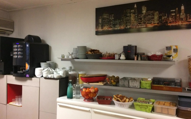 Aix Hotel