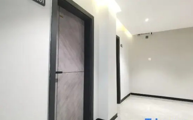 Yangjiang Yaofeng Hotel