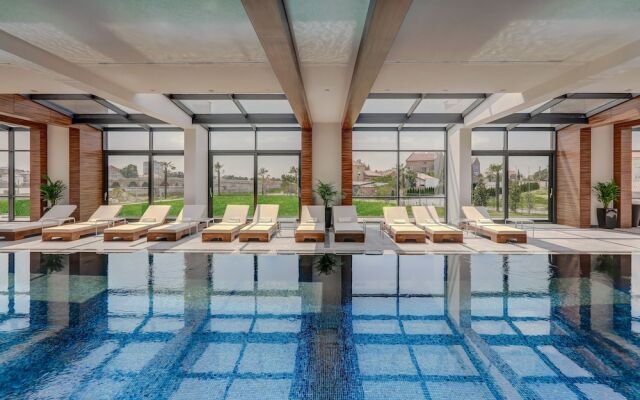 Курортный отель Merit Grand Mosta Casino & SPA