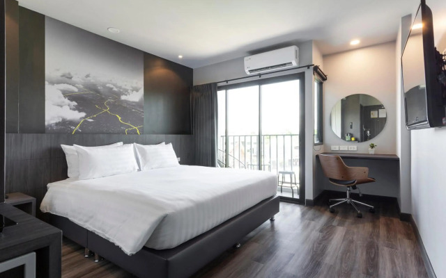 Sleep Mai Airport Lifestyle Hotel