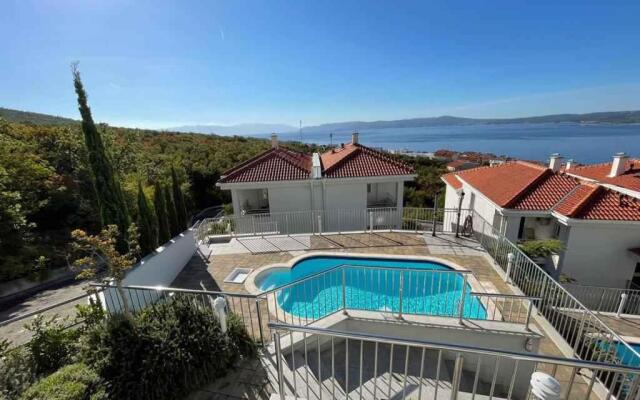Apartment in Crikvenica 42636