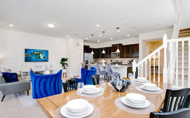 5 Bdrm 5 Bathrm Home at Solterra