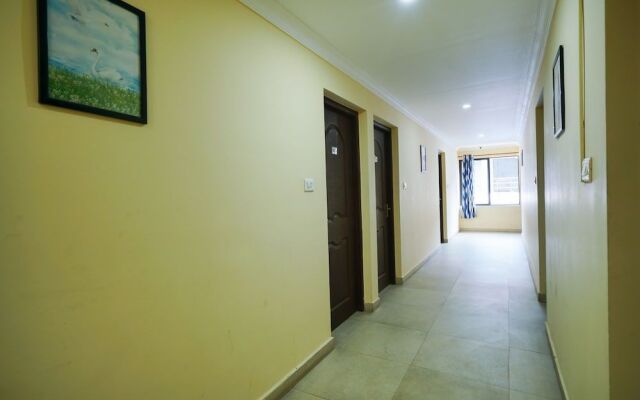 OYO 4280 The City Gate Residency