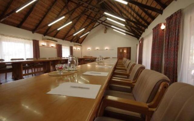 Cradle Moon Lakeside Game Lodge