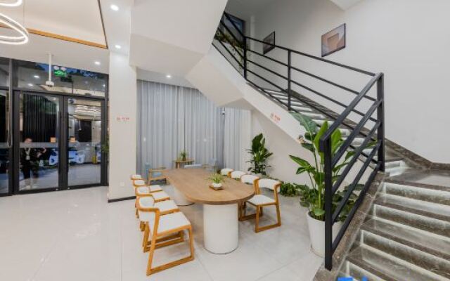 Shanghai Yucheng Hotel (Longdong Avenue Branch, Zhangjiang Park)