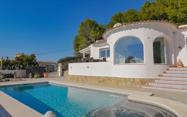 Splendid Villa in Altea with Private Swimming Pool