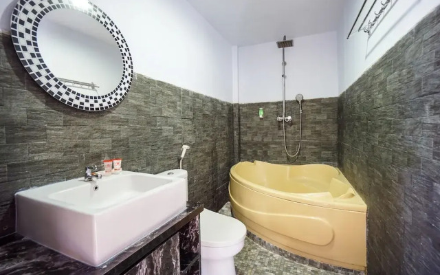 Oyo 955 Hotel Boulevard