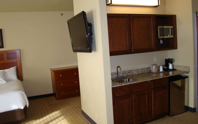 StoneCreek Lodge