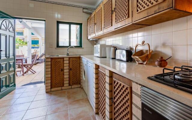 Sunny 2BDR House W/ Private Pool by LovelyStay