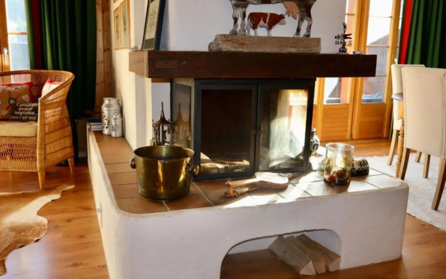 Cozy spacious Flat right in the village