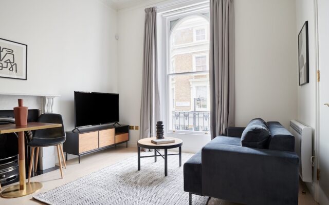 Sonder Kensington Town House