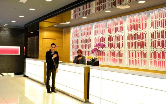 Raia Hotel Kota Kinabalu