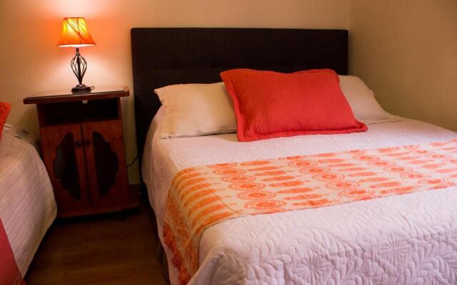 Hostal Rotonda Atenas