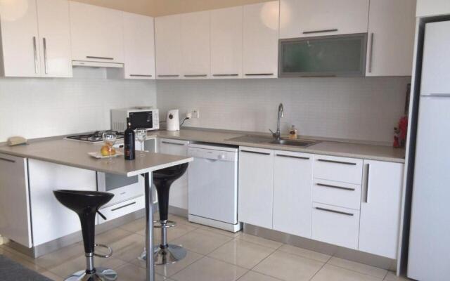 Villa 16L