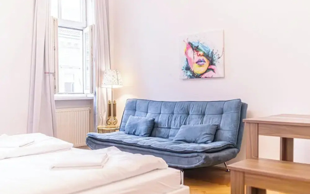 2BR Apt With King Beds Long Stay