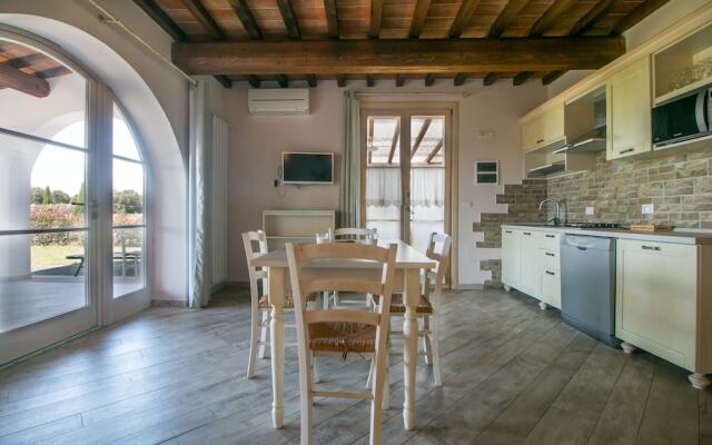 Appartamento Palazzeta With Pool, Near the Sea