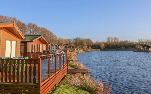 Shore Beats Work - Capenwray 10