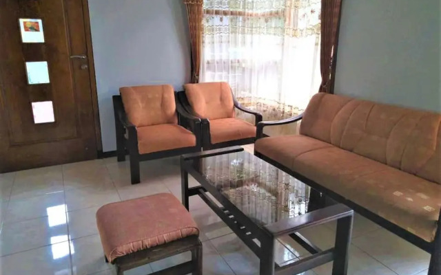 Villa Trijaya