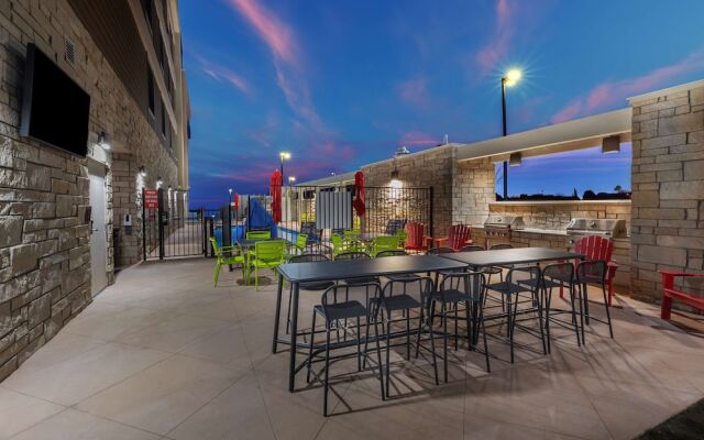 Home2 Suites by Hilton Midland East