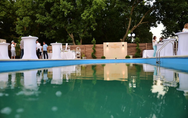 Bacolux Craiovita Hotel & Events