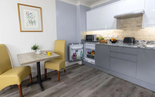 Best Western Manor Hotel