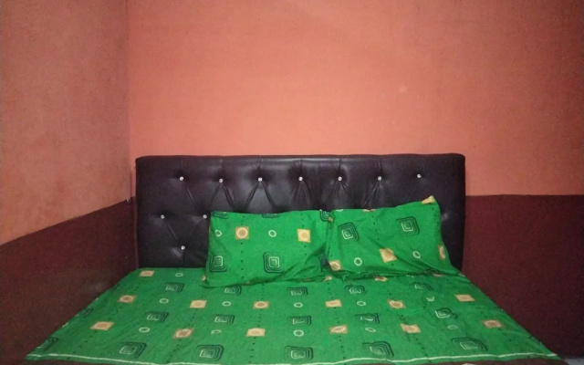 Hotel O Penginapan Keluarga