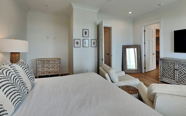 The Osprey #8 - Pelican Landing