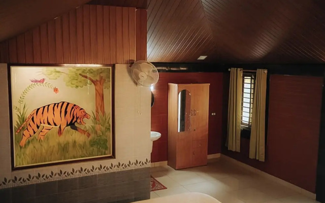 Misty Night Jungle Side Resort