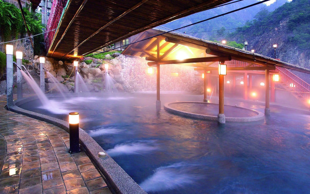 Ku Kuan Hotspring Hotel