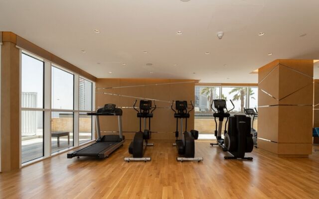 Carson Elegant Living in One Bedroom