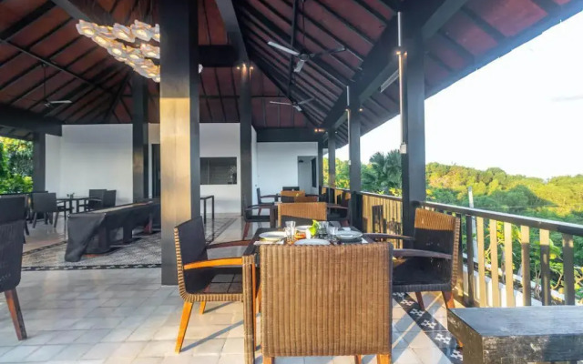 Surya Melasti Exclusive Beach Villa by Sajiwa