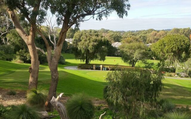 Joondalup Golf Retreat