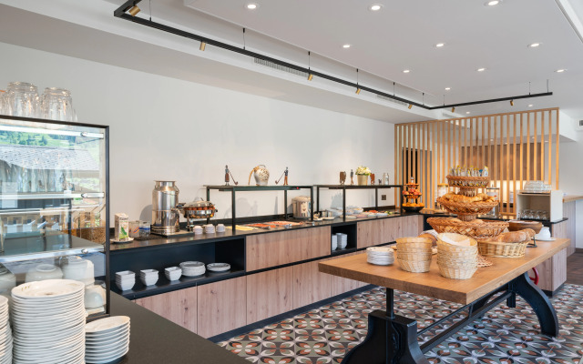 Jungfrau Lodge, Swiss Mountain Hotel
