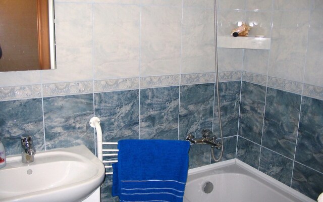 Апартаменты KyivHome, ул. Бассейная, 17, центр