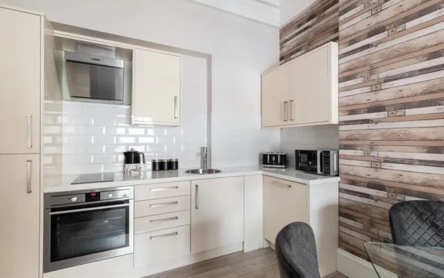 Host Stay Mayford Apartment