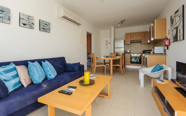 Oceanview Apartment 122