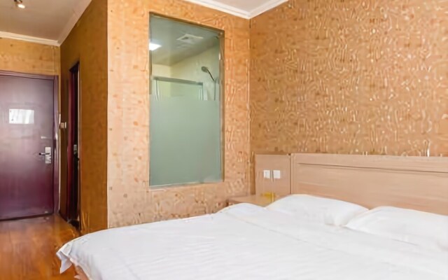Super 8 Shenyang Liutiao Lake North Tower