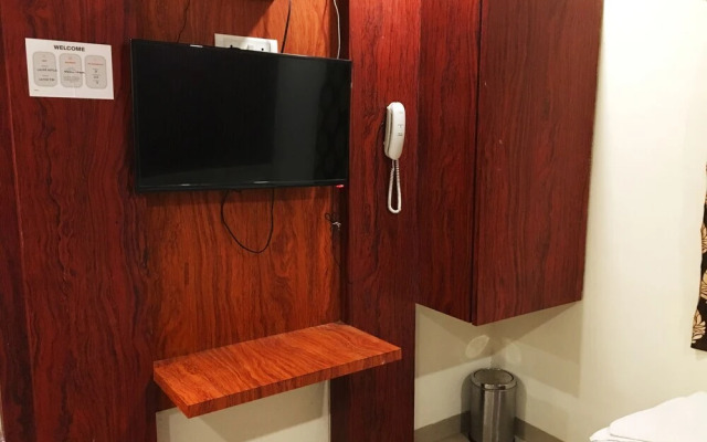 OYO 26563 Safar Residency