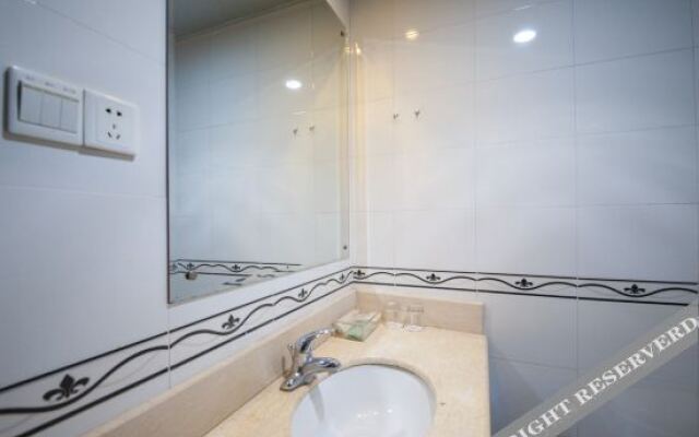 2020 Hotel (Ruhaiyang Road Shop)