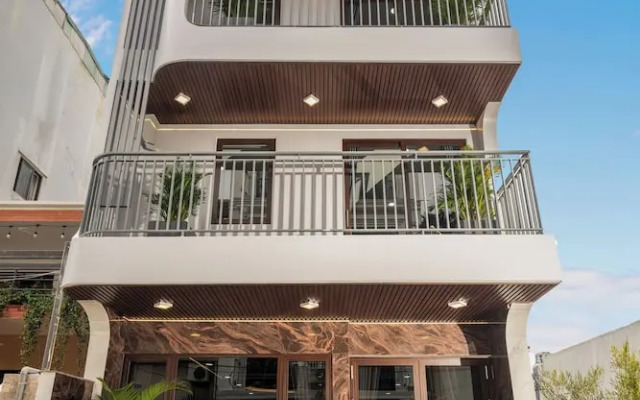T P Villa